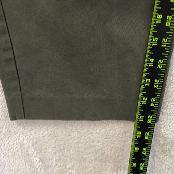 L.L. Bean Women's Dress Pants Size 12P Straight Leg Chino Flat Front Classic Oli - Picture 6 of 10